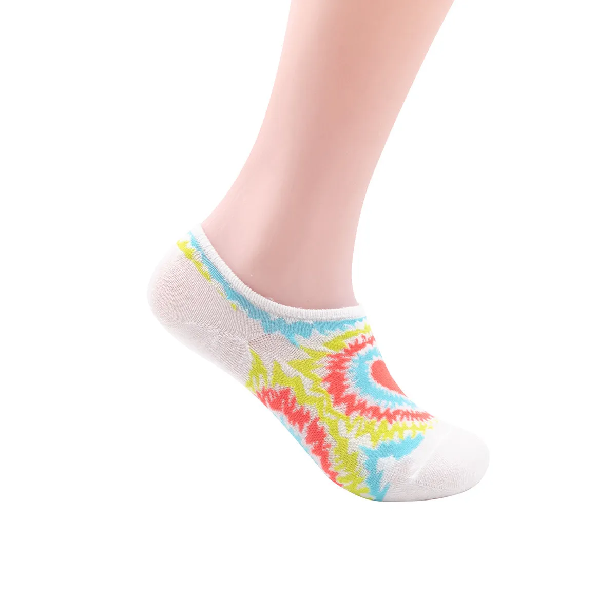 Betsey Johnson Women's Printed Foot Liners, No-Show Invisible Hidden Novelty Patterned Socks, 6 Pack