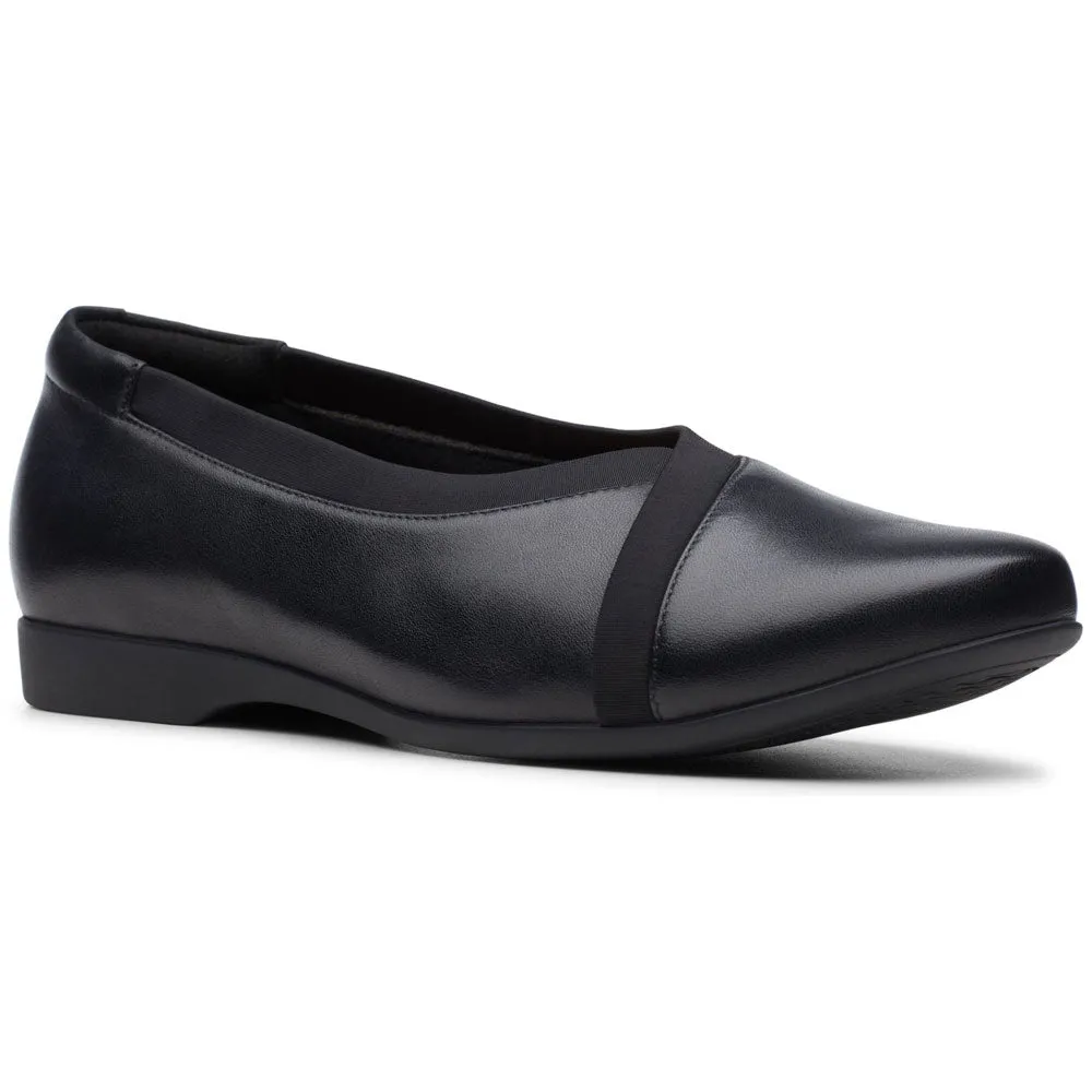 Clarks Un Darcey Ease Slip-On Black Leather (Women's)