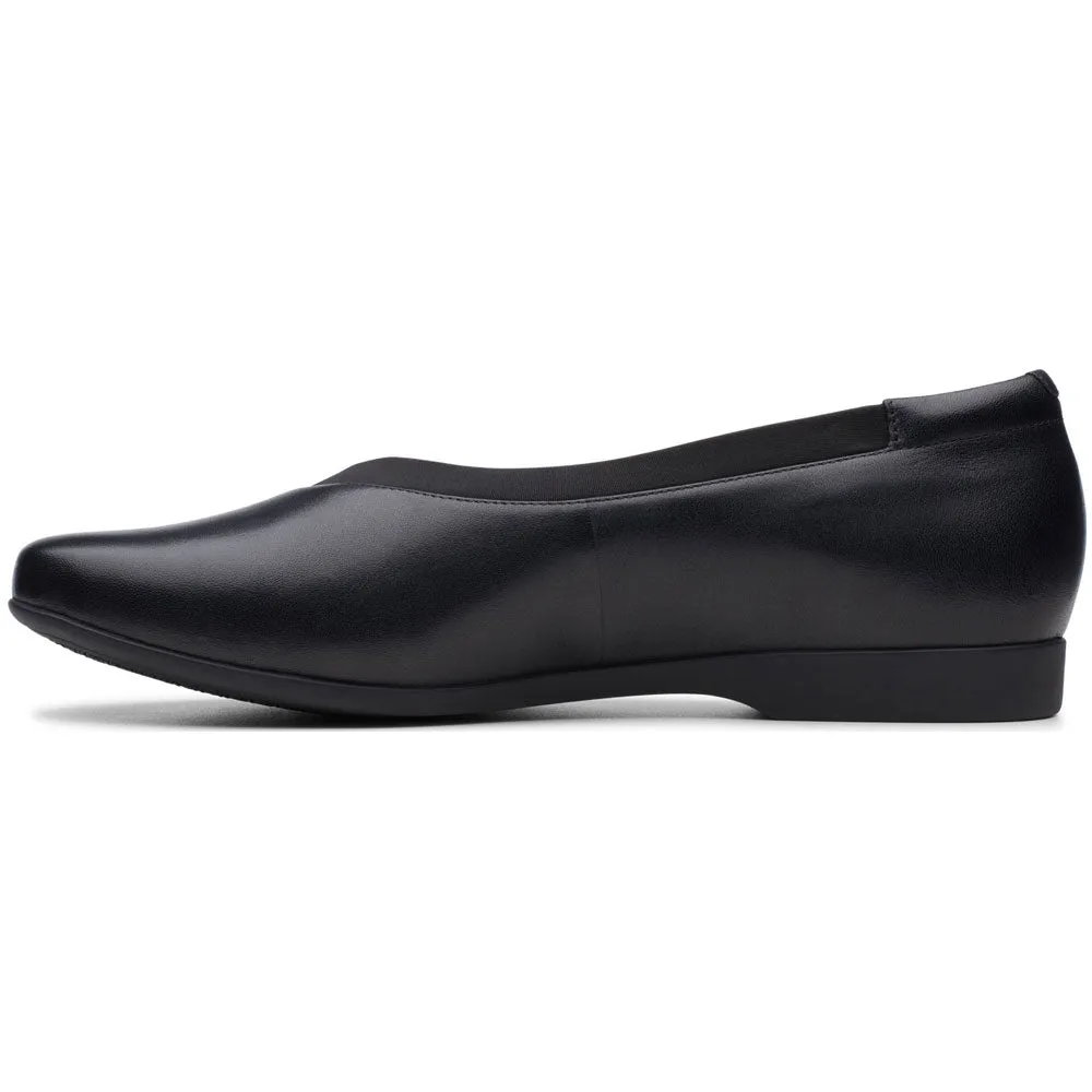 Clarks Un Darcey Ease Slip-On Black Leather (Women's)