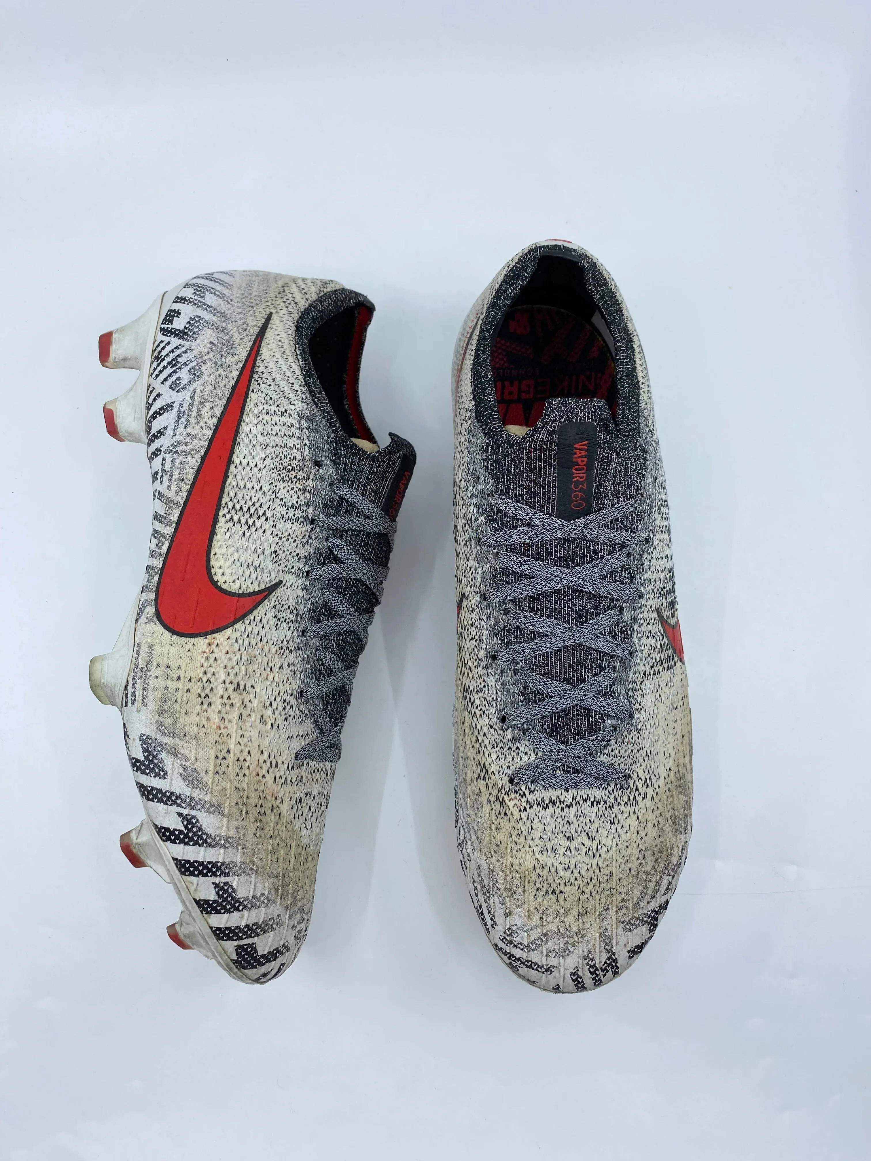 Nike Mercurial Vapor 12 Neymar Jr - Size 41
