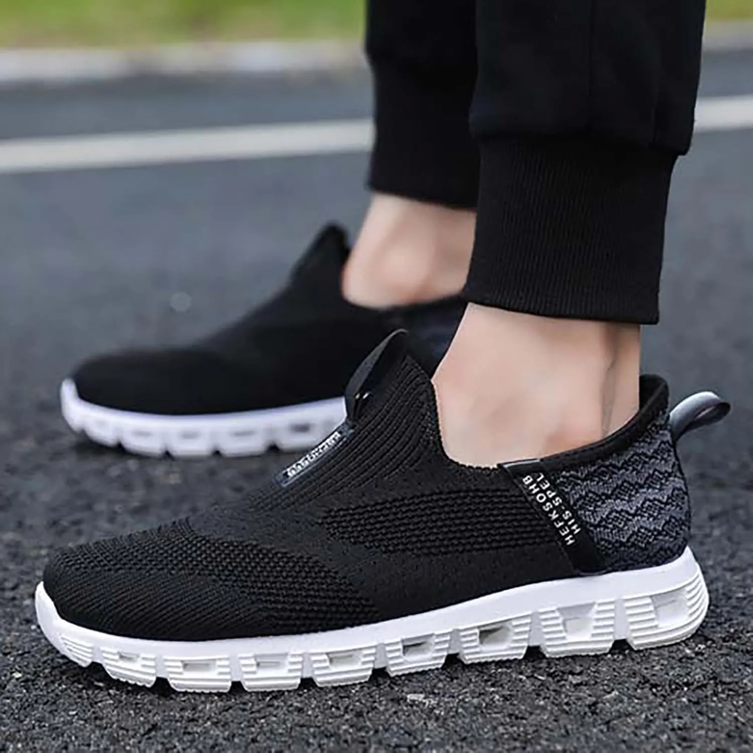 Sports Shoes for Men's Autumn New Outdoor Leisure Flying Weaving Mesh Sports Shoes Foreign Low Top Shoes Men Casual Men's San