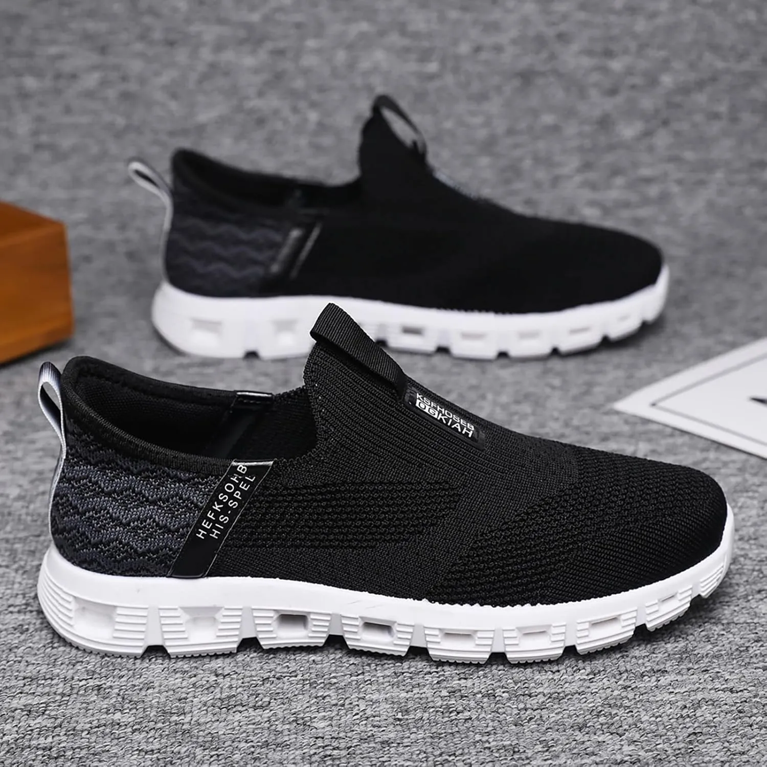 Sports Shoes for Men's Autumn New Outdoor Leisure Flying Weaving Mesh Sports Shoes Foreign Low Top Shoes Men Casual Men's San
