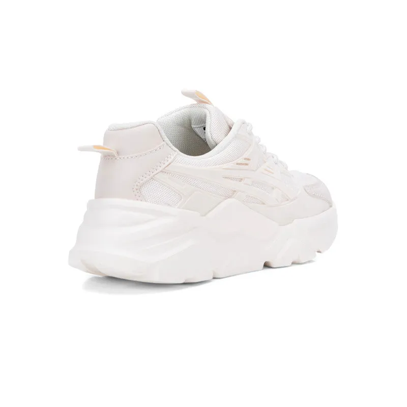 VibrantWalk Women Sneakers